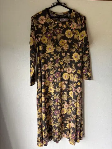 가을의 다용도 원피스 드레스 브랜드 CHRISTIAN AUJARD