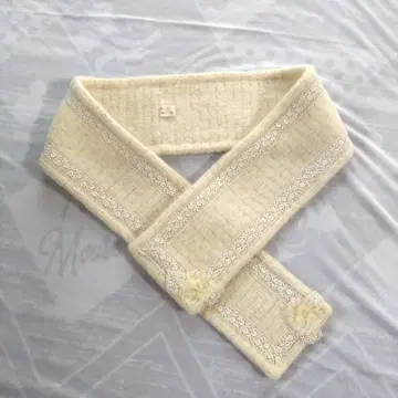 [ 미사용 ] ANLICO 레이스 장식 크림색 머플러