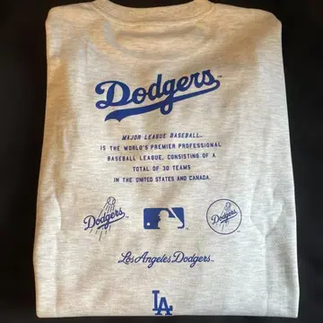 택 포함 새상품 MLB 다저스 LA 트레이닝복 상의 맨투맨 긴팔 6L