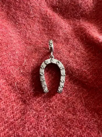 love & hate 참 펜던트 탑