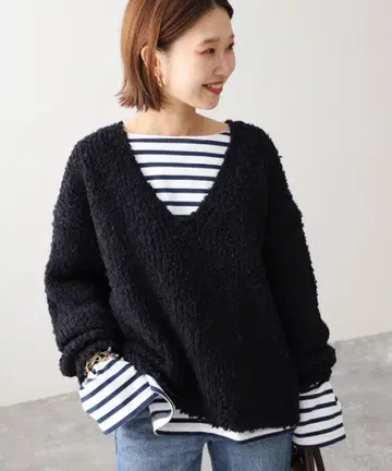 슬로브 이에나 로우 게이지 V넥 니트