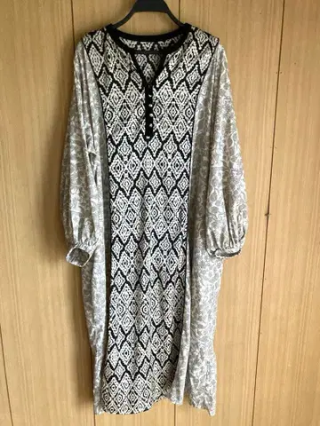 빅 사이즈 3L 기하학 패턴과 꽃무늬의 긴팔 원피스 라비앙제