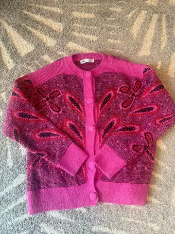 ZARA 꽃무늬 핑크 가디건