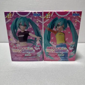 하츠네 미쿠 x 오샤레마녀 러브 and 베리 피규어 2체 세트