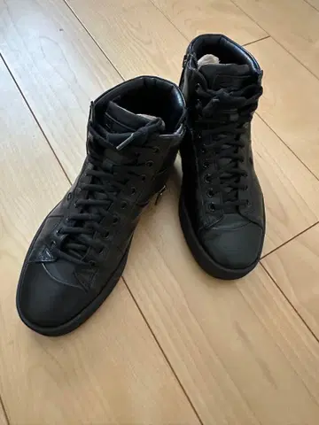 Santoni 38/25-25.5cm 블랙 가죽 하이컷 스니커즈