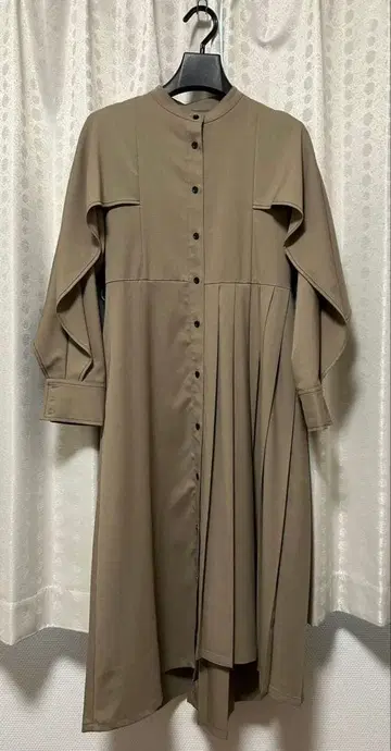 유나이티드 도쿄 UNITED TOKYO 아지메 플레어 원피스