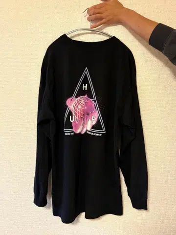 HUF 롱 슬리브 T셔츠 블랙