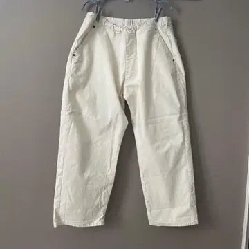 화이트 코튼 워크 팬츠