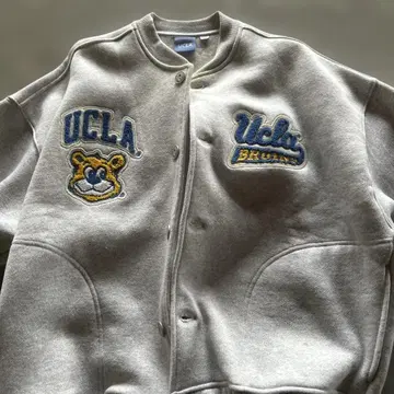 UCLA 그레이 스웨트 셔츠
