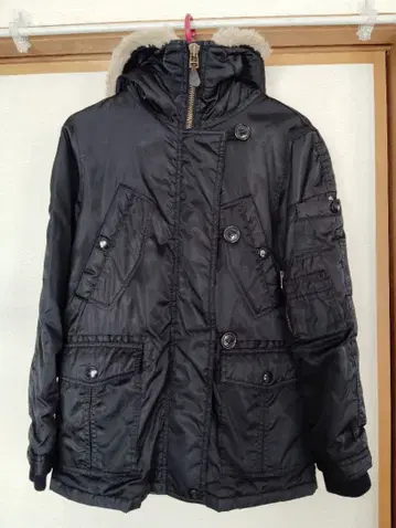 MARC JACOBS 밀리터리 자켓 사이즈 4 클리닝 완료