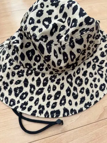 푸마 레오파드 무늬 햇