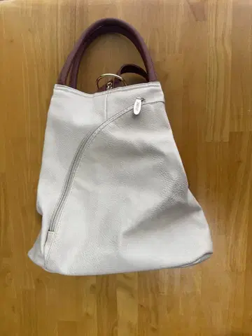 화이트 가죽풍 숄더백 토트백
