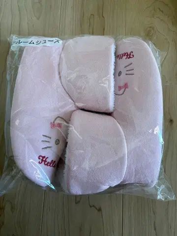 산리오 헬로키티 당첨 복권 룸슈즈