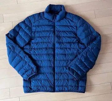 유니클로 다운 자켓 M 사이즈