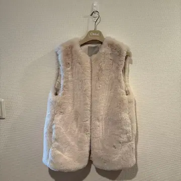 택 포함 새상품 UNF/LO 크림색 퍼 베스트