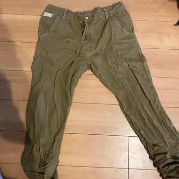 EDWIN 카고 팬츠 올리브