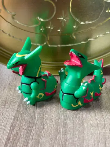 레쿠자 피규어 2체 세트