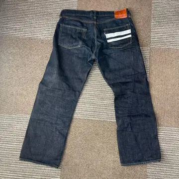 모모타로 진즈 출진 라벨 클래식 스트레이트