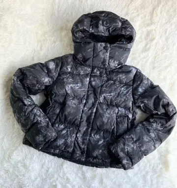 새상품급 룰루레몬 Wunder Puff 크롭 자켓 사이즈 2 (일본 M)