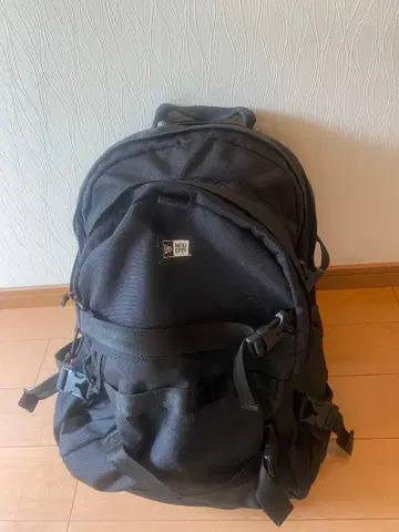 뉴에라 NEW ERA 블랙 백팩 35L