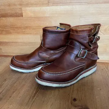 브라운 가죽 워크 부츠 버클 포함