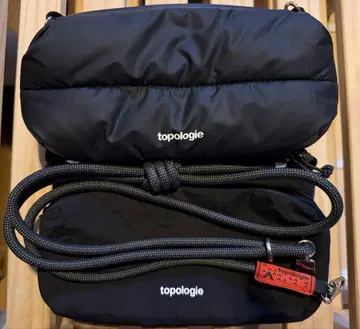 topologie 블랙 보틀 사코슈 숄더백