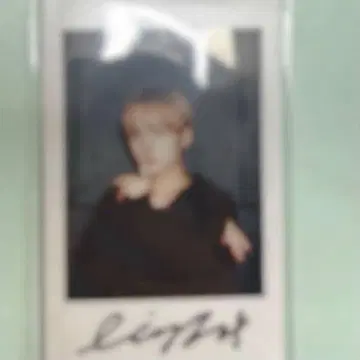 NouerA 린 친필 사인 폴라로이드 폴라