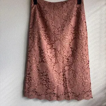 [새상품급] NATURAL BEAUTY 핑크 레이스 타이트 스커트 M