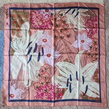 마니  실크 스카프