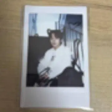 NouerA 린 친필 사인 폴라로이드