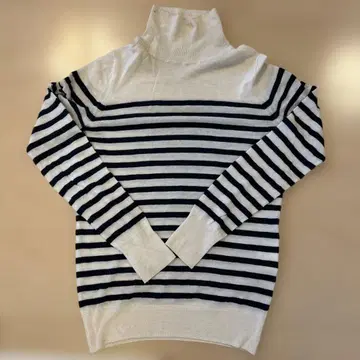 [레어] 갸루리비 캐시미어 100% 보더 하이넥 니트