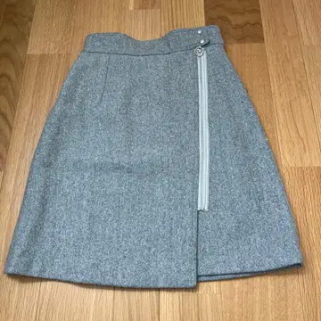 그레이 랩스커트 S 사이즈