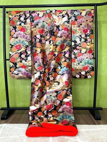 블랙 꽃무늬 우치카케 새상품급입니다.