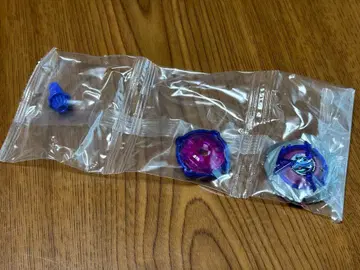 베이블레이드 X 샤크 스케일 4-50UF