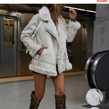 화이트 인조 모피 무스탕 코트