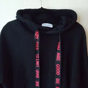 BROOKLYN ALL DAY 후드 부착 블랙 후드티