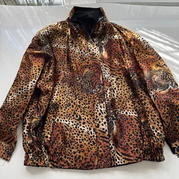 레오파드 레오파드 무늬 집업 자켓