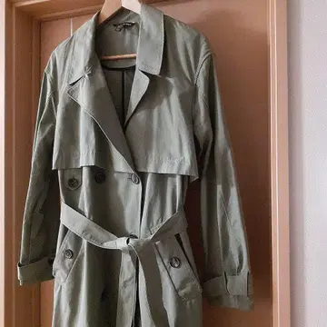 [미사용품] ZARA 여성용 트렌치코트 L 사이즈 상당