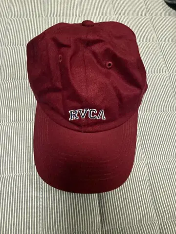 RVCA 버건디 캡