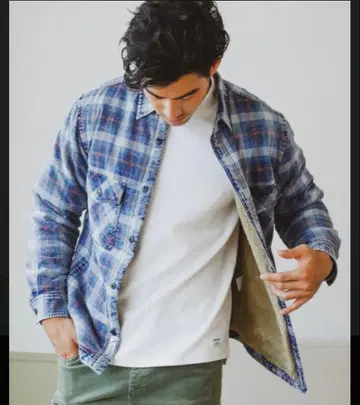 새상품급 베이플로우 보아 체크 아우터 L