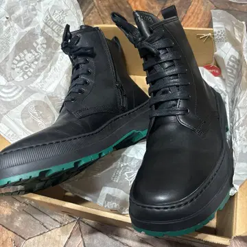 최종 가격 미사용 구매 38700엔 CAMPER Brutus Trek