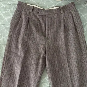 헤링본 그레이 계열 슬랙스