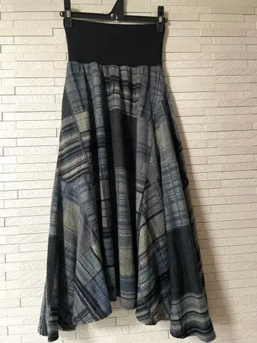 프리 사이즈 롱 스커트 안감 있음 포켓 있음 허리밴딩 A라인