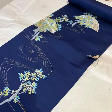 미사용 no.47 네이비 꽃과 우산 무늬 기모노 옷감
