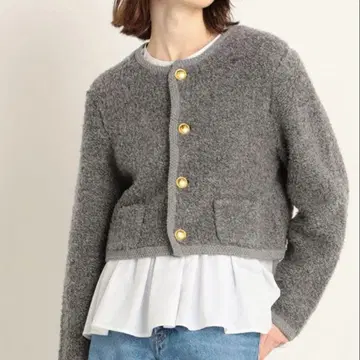 [ 새상품급 ] 맥피 투모로우랜드 무스탕 크루넥 가디건