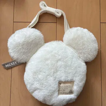 도쿄 디즈니 리조트 2025 겨울 한정판 미키 퍼 숄더백