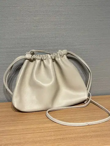 CERERI 셀리 가죽 파우치 화이트 A