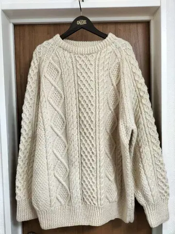 최종 가격!! 아이보리 케이블 니트 스웨터 오버 사이즈 XXL 정도