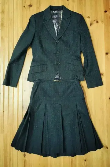 폴 스미스 스커트 수트