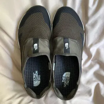 새상품급 THE NORTH FACE 슬립온 슈즈 US8
